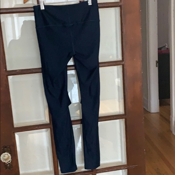 Under armour blue leggings - Women Size medium - Picture 3 of 3